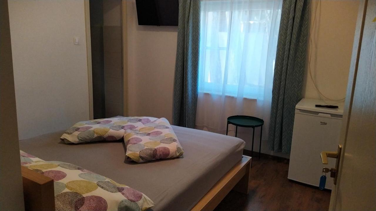 VilLa AdeLe Siófok Eksteriør bilde