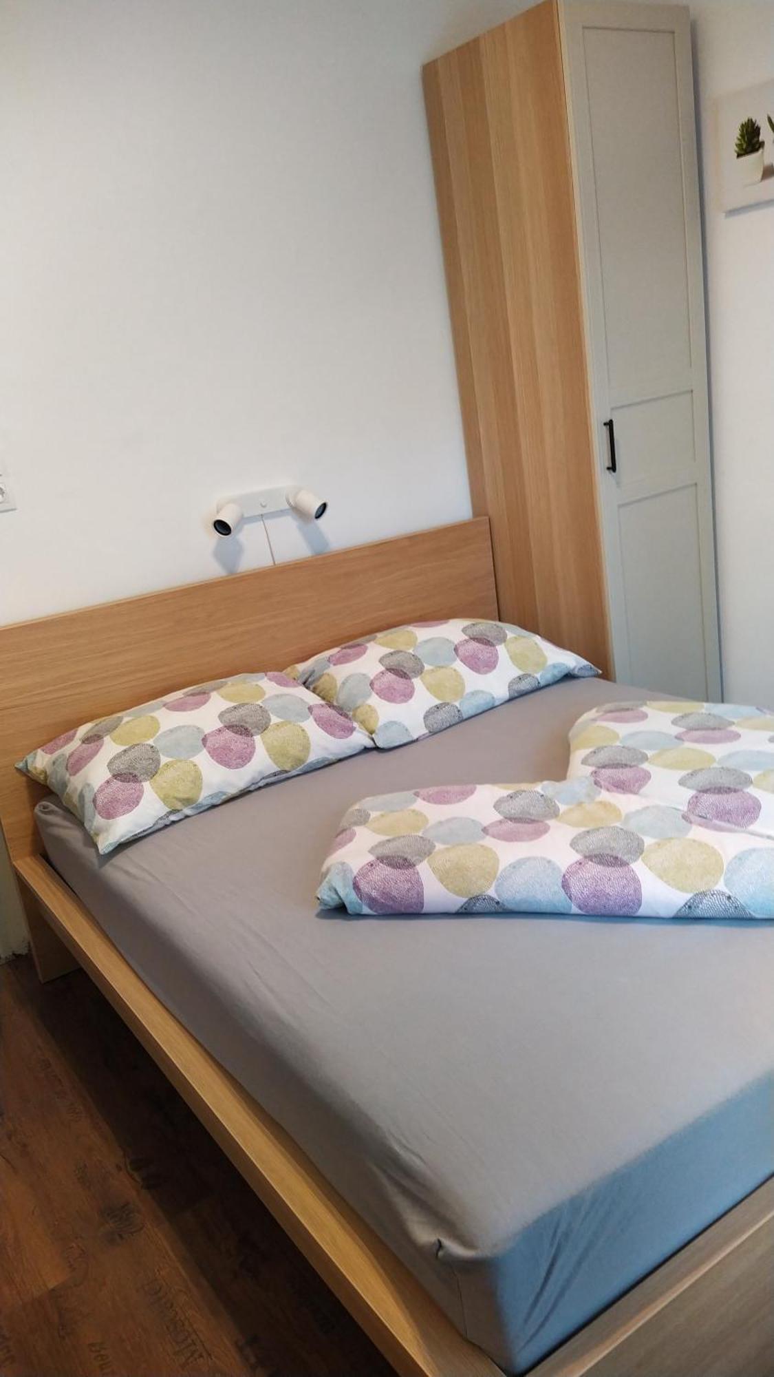 VilLa AdeLe Siófok Rom bilde
